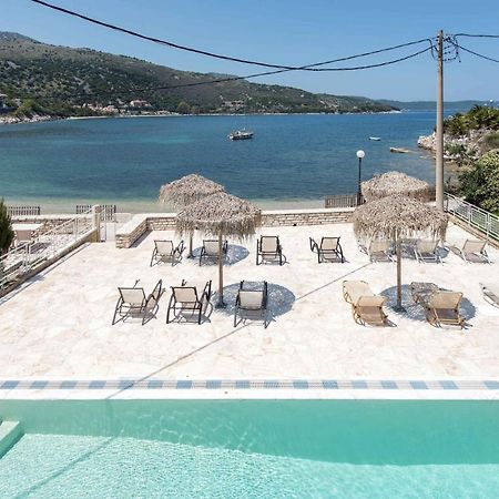 Marika Apartments Kassiopi Exterior foto