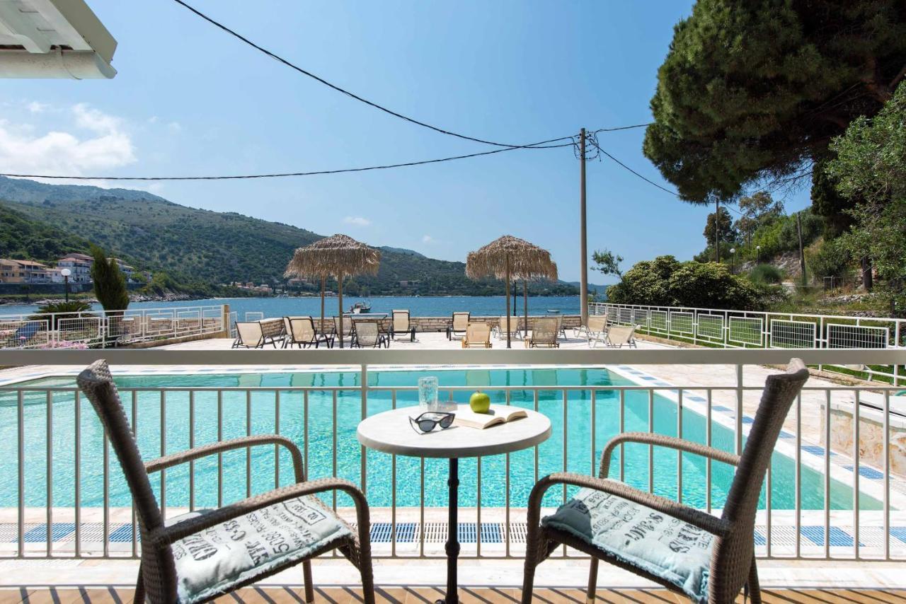 Marika Apartments Kassiopi Exterior foto