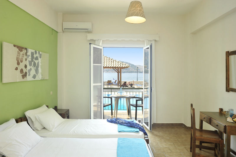 Marika Apartments Kassiopi Exterior foto